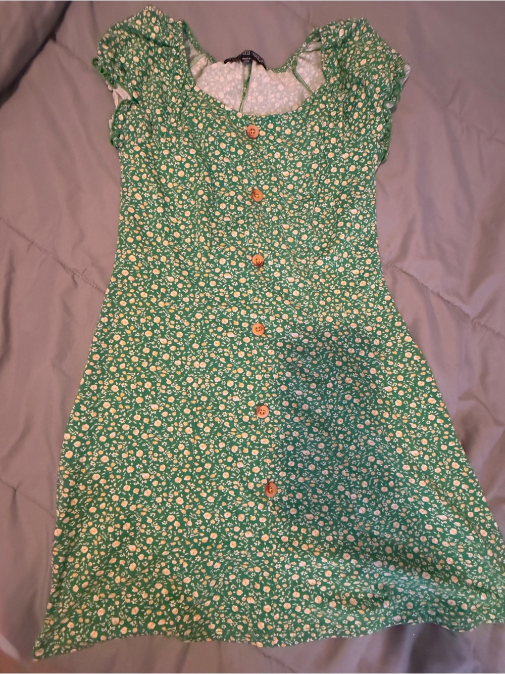 Trixxi Green Floral Summer Dress with White & Yellow Accents